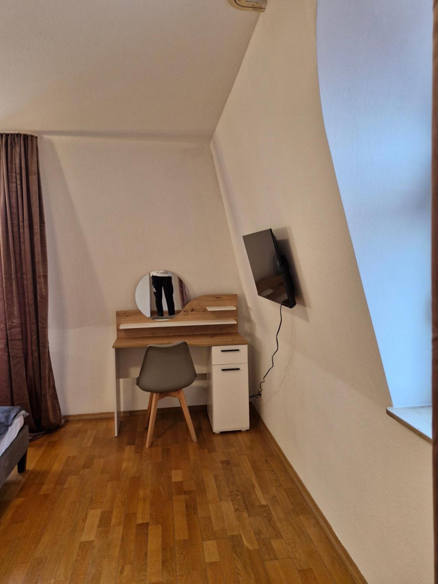 Stadtvilla Zimmervermietung Heidenheim an der Brenz Camera foto